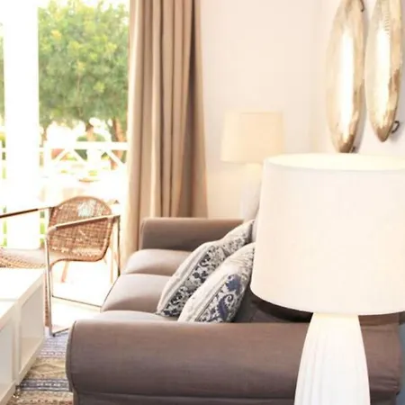 Apartment Vila Rosa Sunny W/ Pool By Lovelystay *