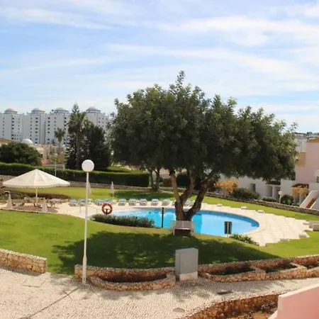 Vila Rosa Sunny W/ Pool By Lovelystay